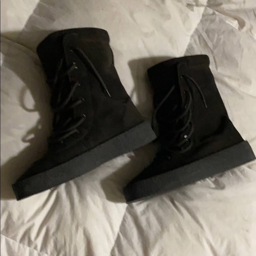 Yeezy season 2 boots